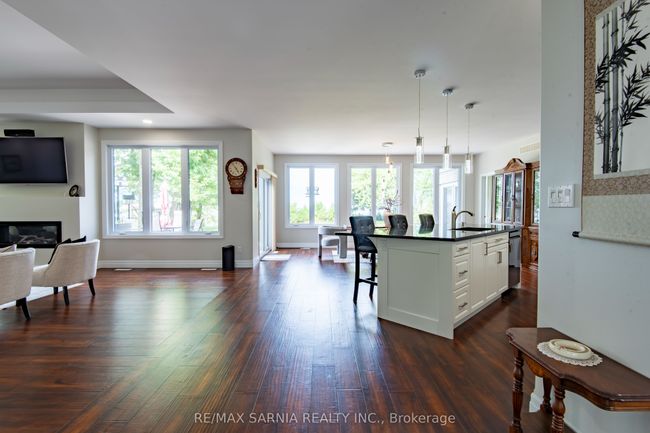 3394 Schram Dr, House other with 4 bedrooms, 3 bathrooms and 8 parking in Camlachie ON | Image 14