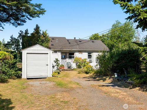 2715 50th Ave Sw, Seattle, WA, 98116-2915 | Card Image