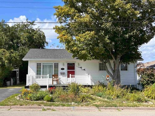 54 Holyrood Dr, Sydney, NS, B1S1Y2 | Card Image