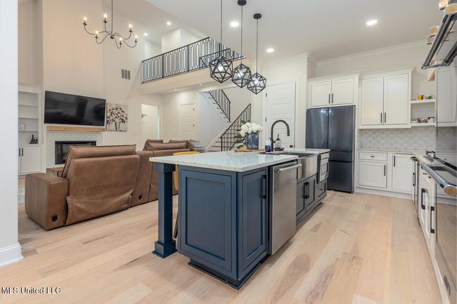 Kitchen | Image 8