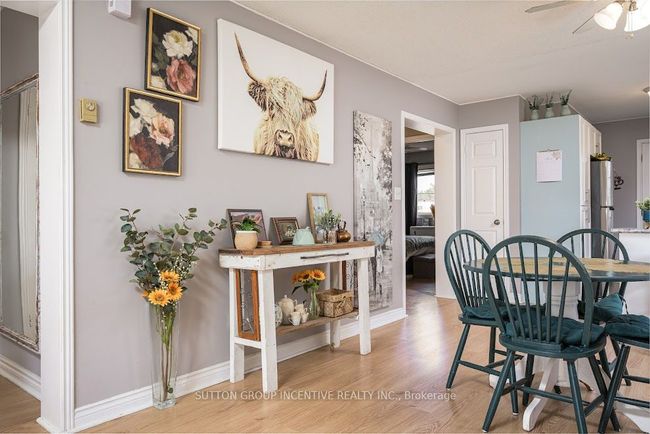 28 Dyer Dr, House attached with 4 bedrooms, 2 bathrooms and 4 parking in Wasaga Beach ON | Image 9