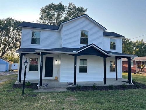 301 N 4th St, Odessa, MO, 64076-1149 | Card Image