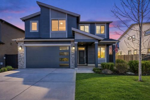 20991 Ne Legend Pl, Bend, OR, 97701-7759 | Card Image