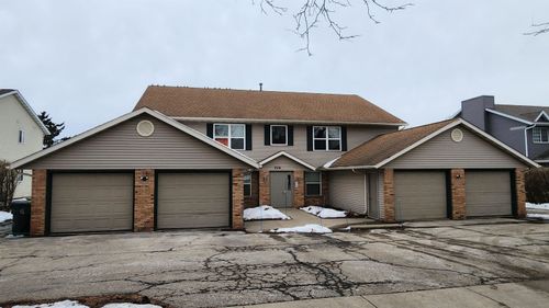 934 Jana Ln, Madison, WI, 53704-7872 | Card Image