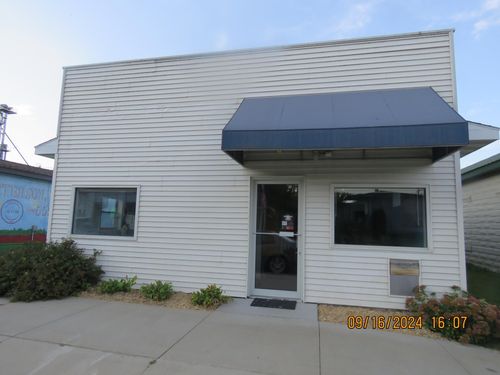 322 Mill St, Peterson, MN, 55962-9774 | Card Image