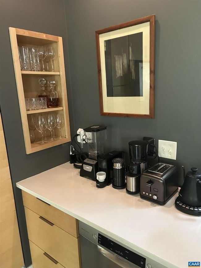 1130 E High St, Condo with 2 bedrooms, 2 bathrooms and null parking in CHARLOTTESVILLE VA | Image 14