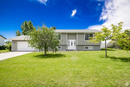 2349 W 1000 N, Vernal, UT, 84078-8221 | Card Image