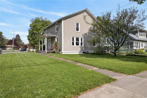 2 Pratt Rd, Manchester, NY, 14504-9708 | Card Image