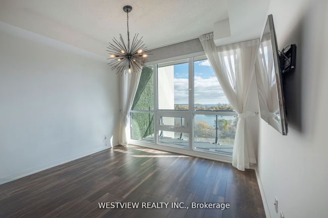 504 - 59 Annie Craig Dr, Condo with 2 bedrooms, 2 bathrooms and 1 parking in Etobicoke ON | Image 14