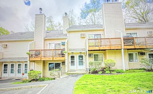 26-14-8 Rose Ln, Danbury, CT, 06811-6722 | Card Image