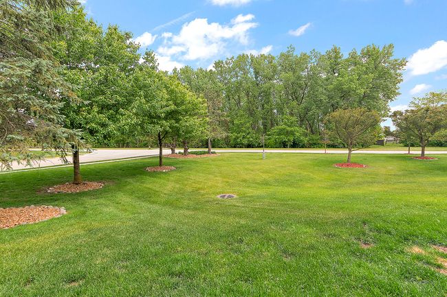 7706 Northfield Ln, Townhouse with 2 bedrooms, 4 bathrooms and 2 parking in Tinley Park IL | Image 23