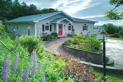 222 Fairfield Hill Rd, Saint Albans, VT, 05478-9748 | Card Image