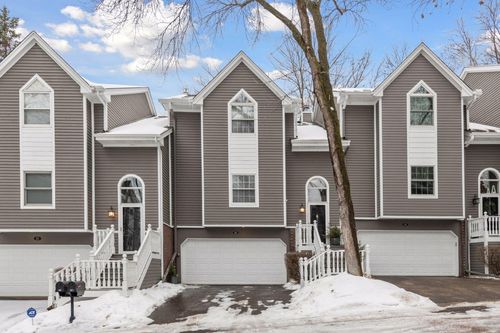 103 Edgewood Ct, Wayzata, MN, 55391-1063 | Card Image