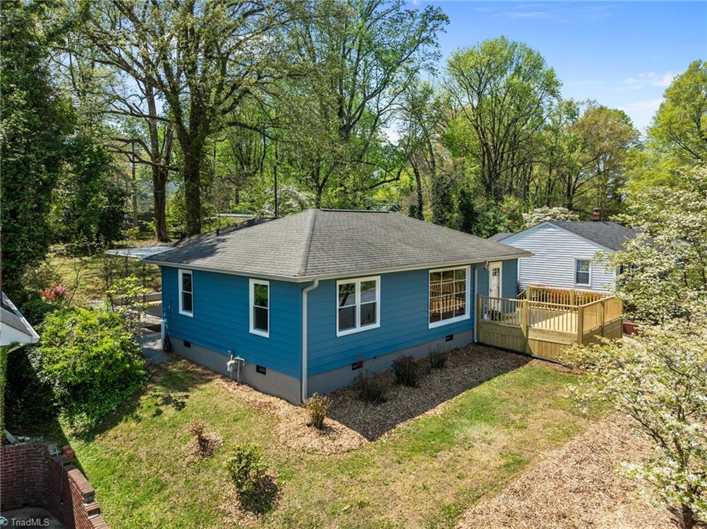 Masonic Dr, Greensboro, NC 27403