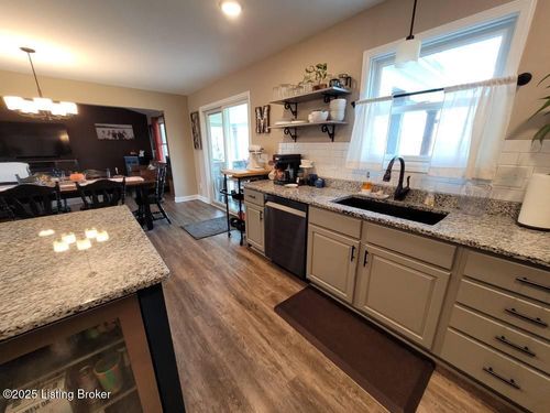 798 Ford Rd, Ghent, KY, 41045-8600 | Card Image