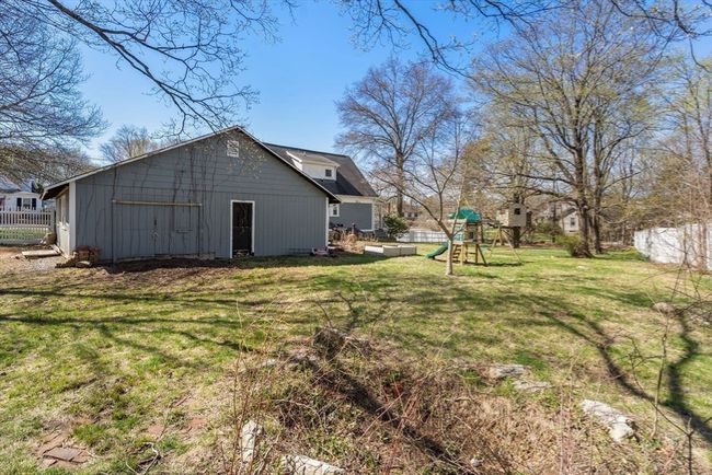 52 Pleasant St, House other with 3 bedrooms, 2 bathrooms and 2 parking in Franklin MA | Image 25