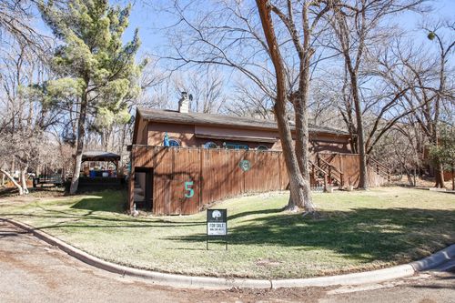 5 Tanglewood Ln, Ransom Canyon, TX, 79366-2523 | Card Image