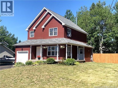 287 Rue Manon, Dieppe, NB, E1A7W9 | Card Image