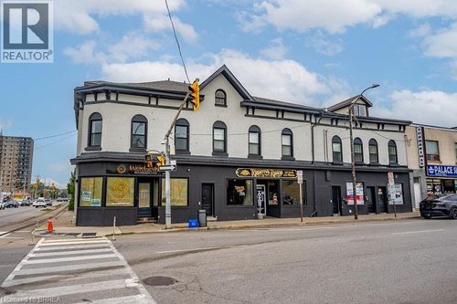 1-298 Colborne St, Brantford, ON, N3S3M9 | Card Image