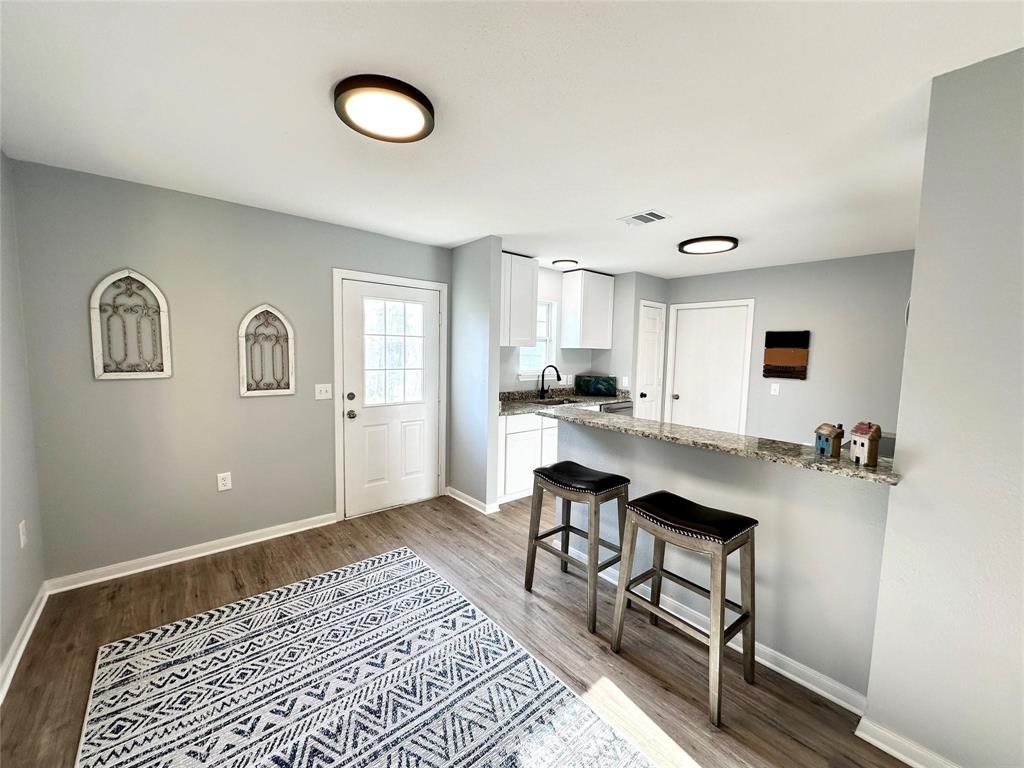 Preston Trl, Grand Prairie, TX 75052