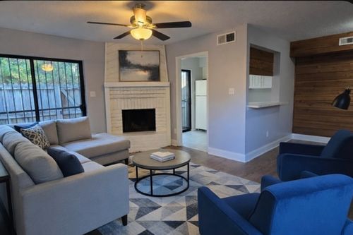 apt-8d-5454 Financial Plz, Shreveport, LA, 71129-2650 | Card Image