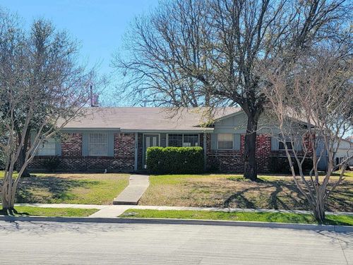 3205 Parkside Dr, Mesquite, TX, 75150-3845 | Card Image