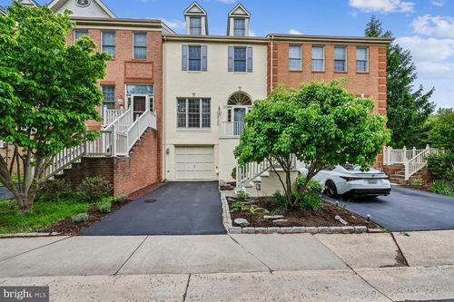 130 Winding Rose Dr, ROCKVILLE, MD, 20850-2854 | Card Image