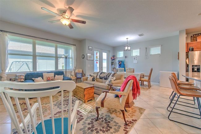5705 Village Center Dr, House other with 4 bedrooms, 3 bathrooms and null parking in Lithia FL | Image 16