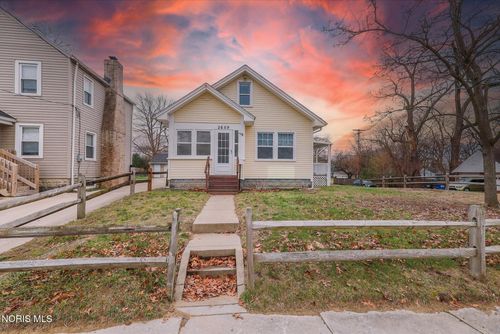 2659 Oak Grove Pl, Toledo, OH, 43613-3348 | Card Image