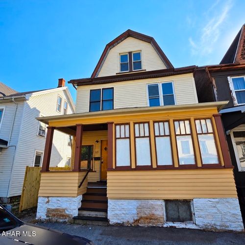 115 E 2nd Avenue, Altoona, PA, 16602 | Card Image