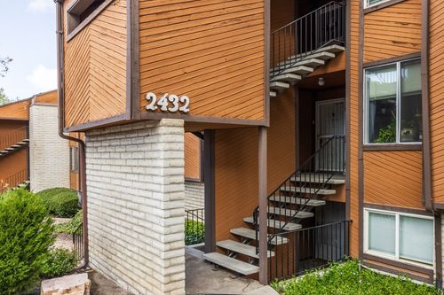 2-2432 S Elizabeth St, Salt Lake City, UT, 84106-2746 | Card Image