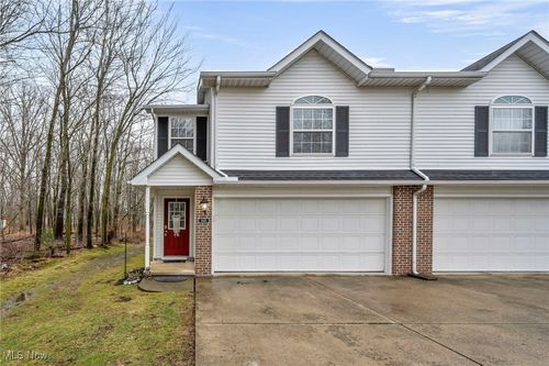 8431 Hendricks Rd, Mentor, OH, 44060-2259 | Card Image