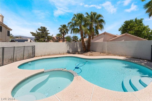 5912 Hollowridge Road, House other with 3 bedrooms, 2 bathrooms and null parking in North Las Vegas NV | Image 44