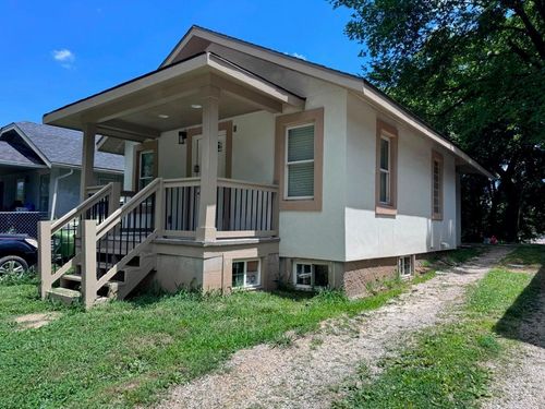 103 S 22nd St, Kansas City, KS, 66102-5606 | Card Image