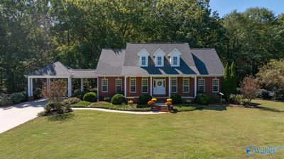 2961 Hobbs Island Road Se, House other with 4 bedrooms, 3 bathrooms and null parking in Huntsville AL | Image 2