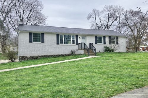 121 Roberta Dr, Hendersonville, TN, 37075-5347 | Card Image