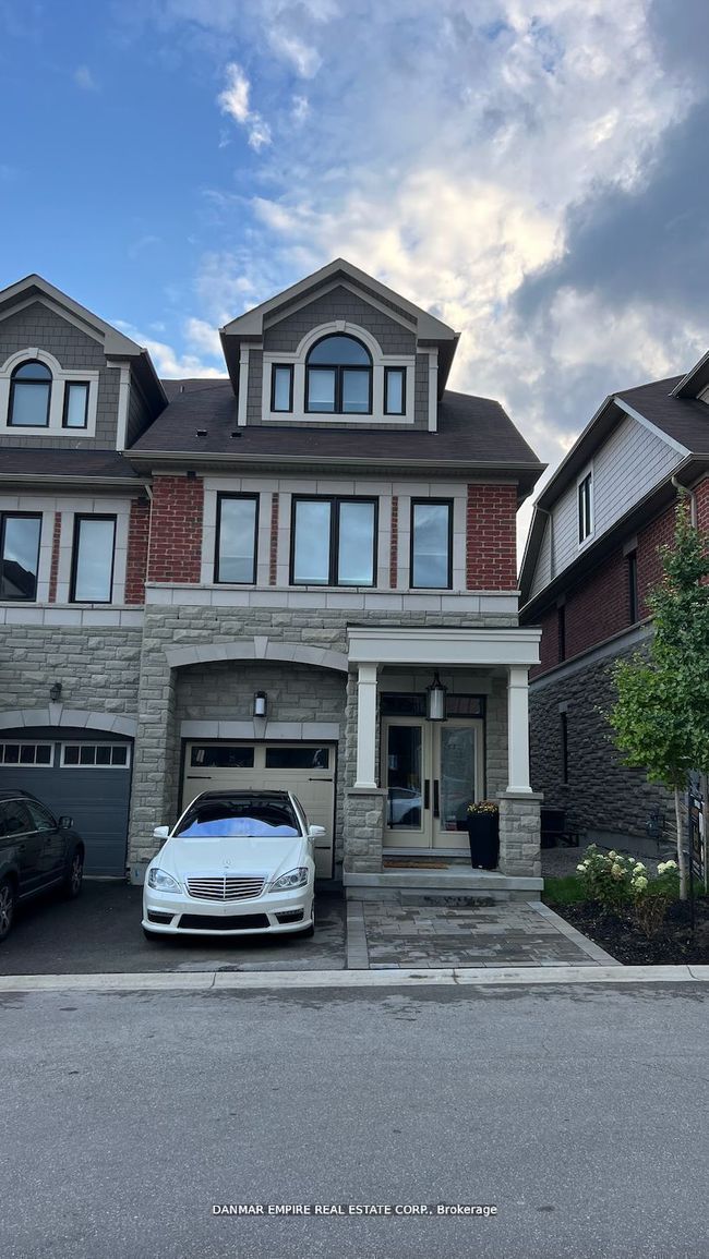 31 Hiawatha Crt, House attached with 3 bedrooms, 4 bathrooms and 2 parking in Vaughan ON | Image 36