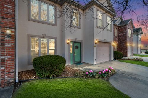 1205 Half Day Dr, Warrensburg, MO, 64093-8501 | Card Image