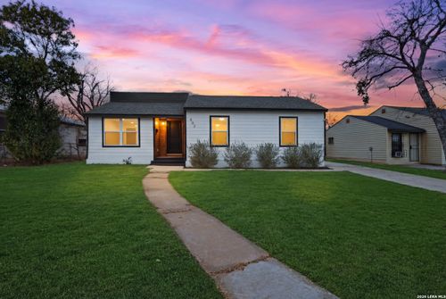803 Fresno, San Antonio, TX, 78212-1304 | Card Image