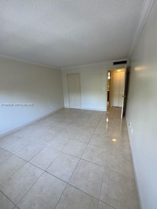 apt-c210-9301 Sw 92nd Ave, Miami, FL, 33176-2159 | Card Image