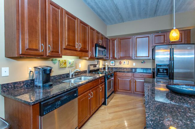UNIT-424 - 101 Curry Ave, Condo with 2 bedrooms, 2 bathrooms and null parking in Royal Oak MI | Image 26
