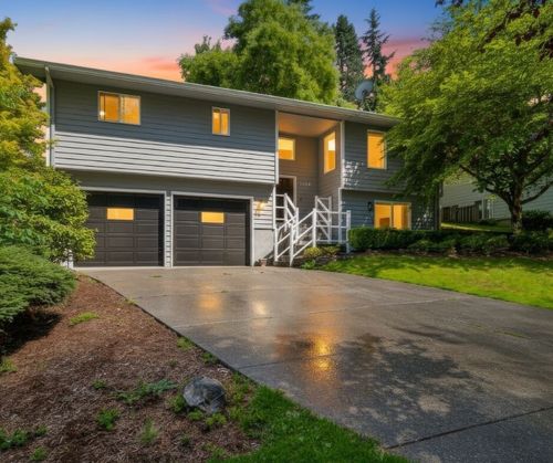1216 E Clearbrook Dr, Bellingham, WA, 98229-2351 | Card Image