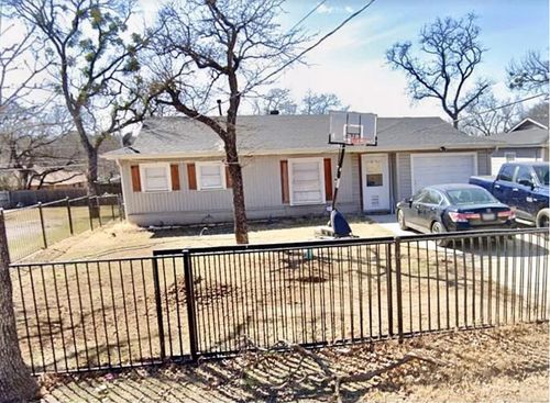 2412 Cravens Rd, Fort Worth, TX, 76112-5010 | Card Image