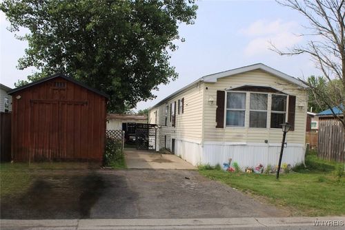 1256 Ridgewood Dr, Lockport, NY, 14094-7152 | Card Image