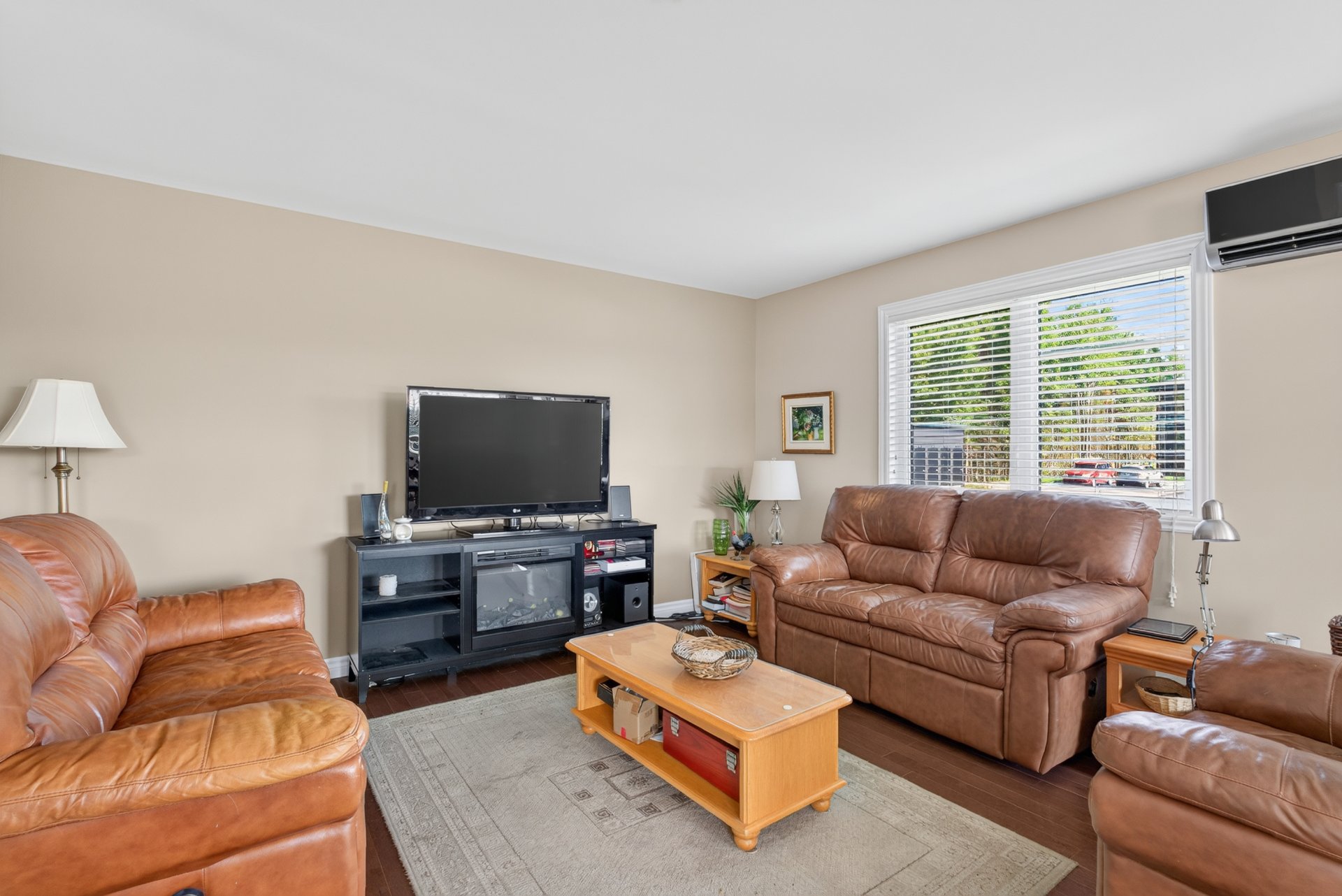 Residential in Sainte-Claire 3