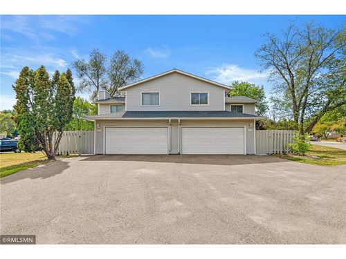 7688 Dunmore Rd, Woodbury, MN, 55125-1610 | Card Image