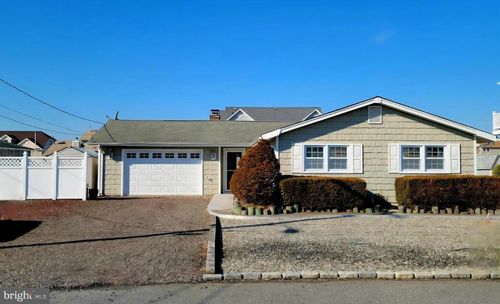 805 Forepeak Drive, Forked River, NJ, 08731 | Card Image