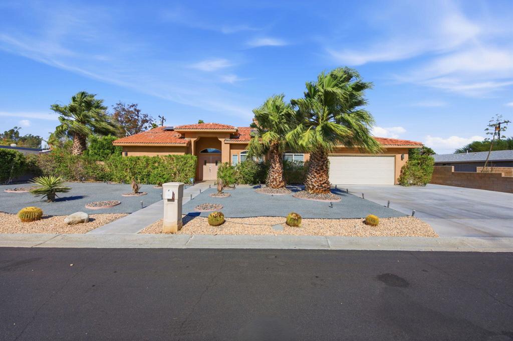 Residential in Palm Springs 3