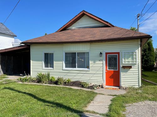 435 Blackwall St, Haileybury, ON, P0J1K0 | Card Image