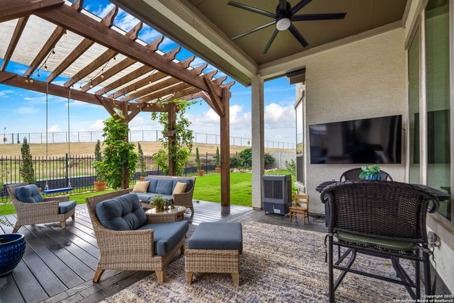 1235 Yaupon Loop, House other with 4 bedrooms, 3 bathrooms and null parking in New Braunfels TX | Image 28